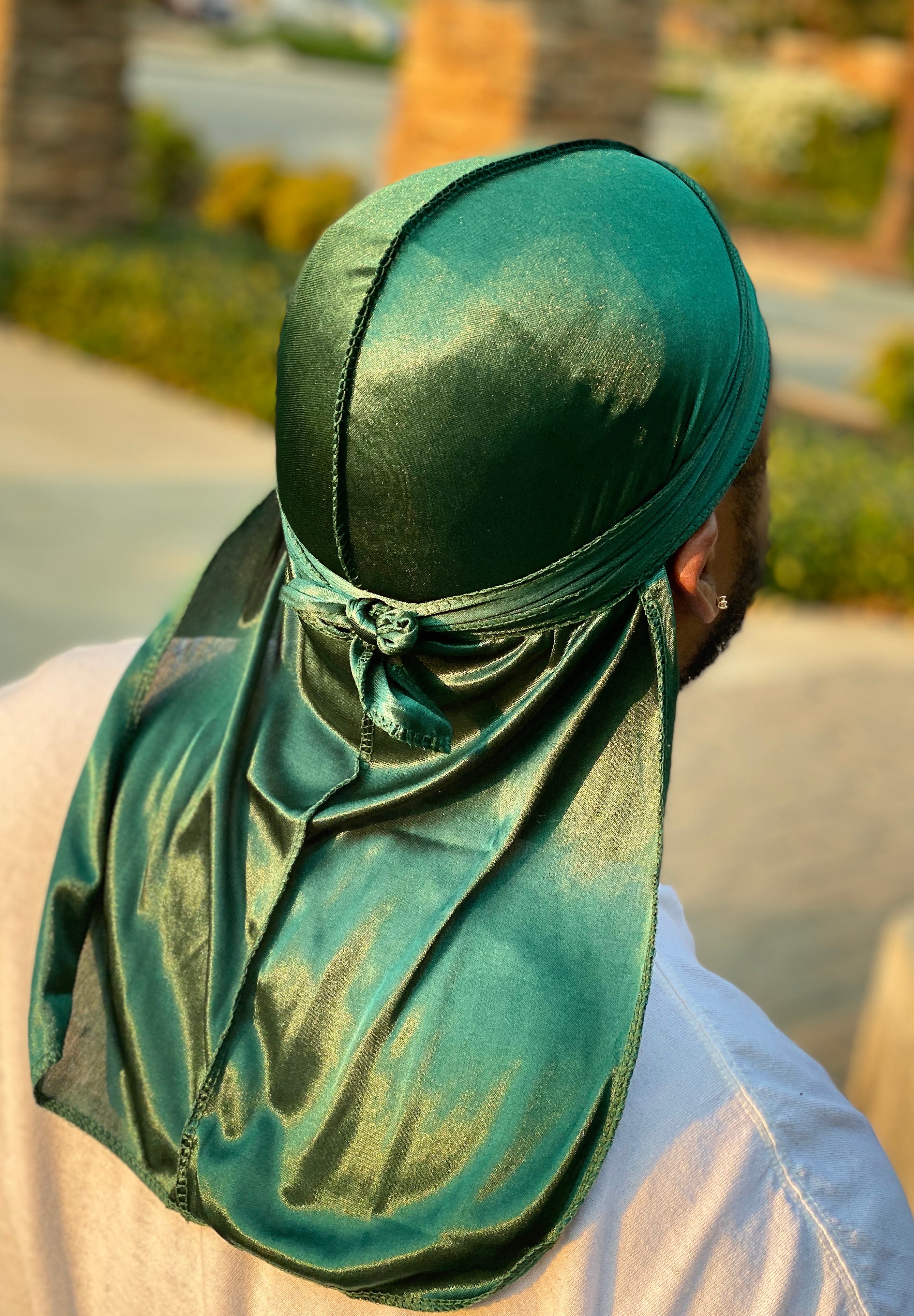 Green Premium Silky Durag with extra-long tail for 360 waves, featuring reinforced stitching and silky material